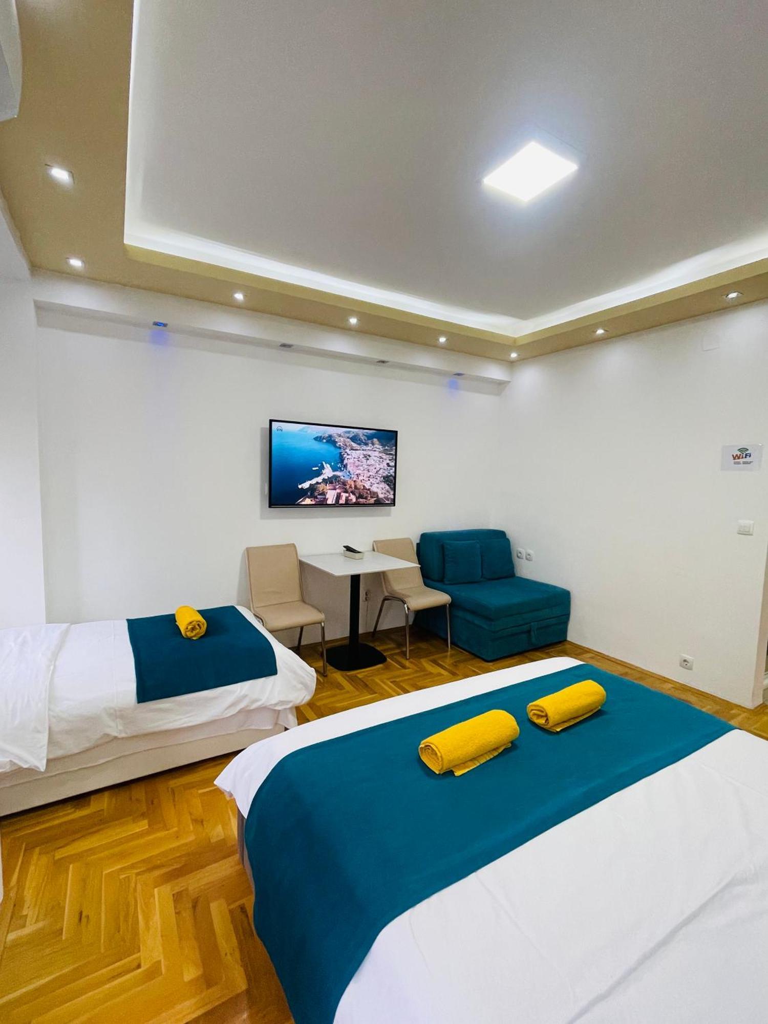 Front Beach Exclusive Apartments 스트루가 외부 사진